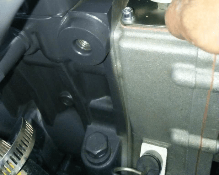 generator connecting rod at work