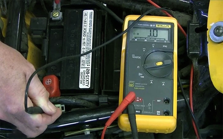 testing the avr with a multimeter 2
