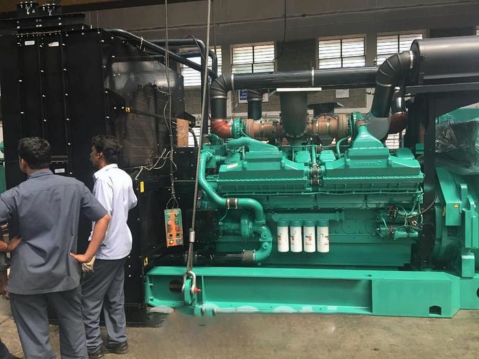 customers are visiting bison generator set factory