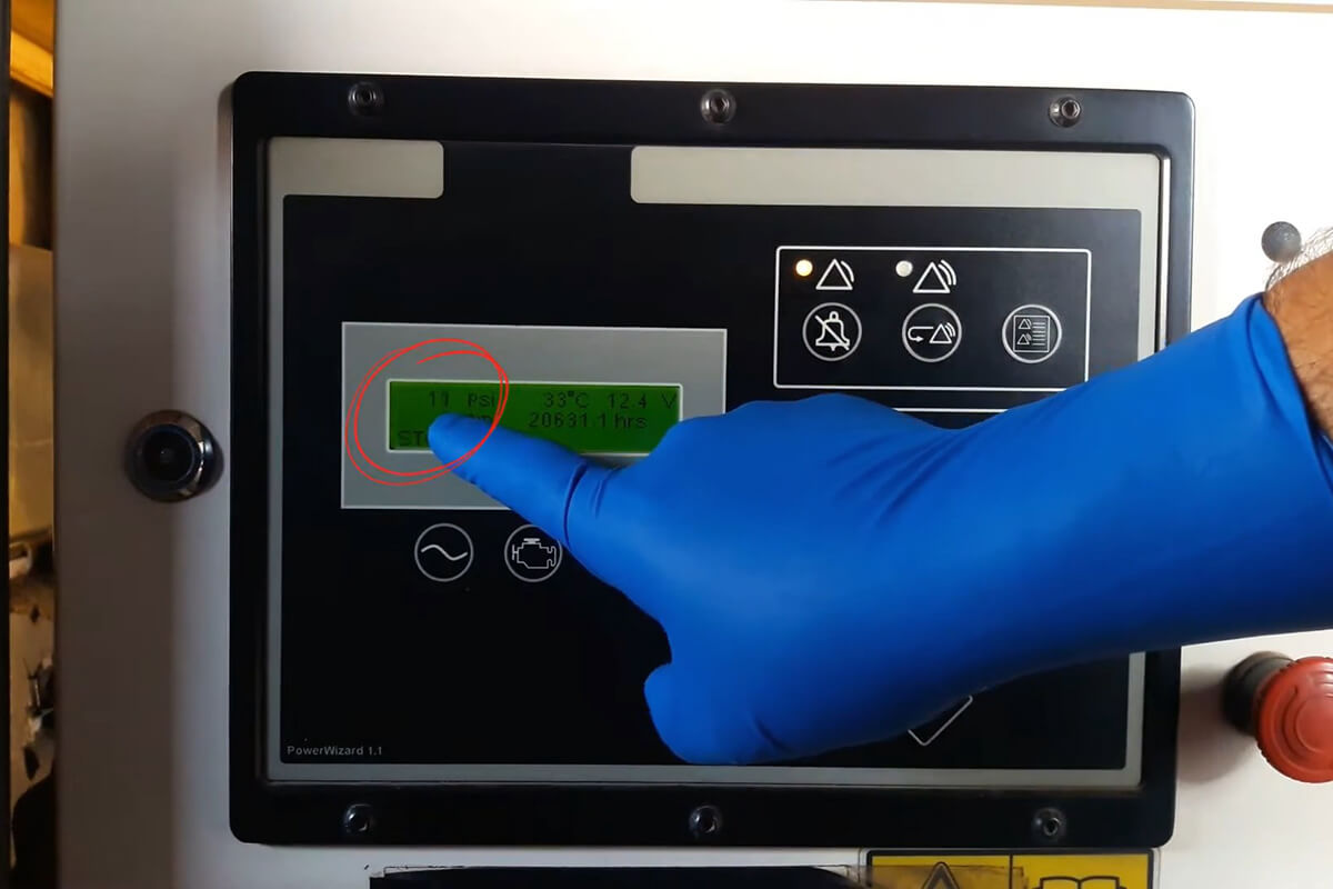 oil-pressure-display-device-malfunction